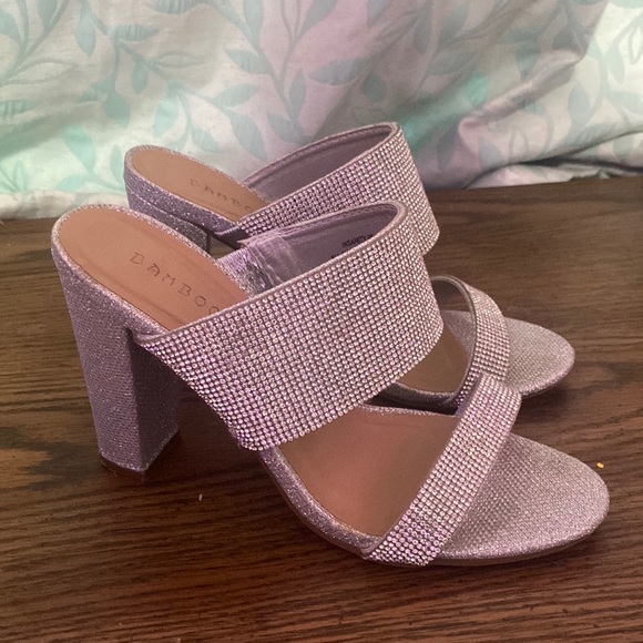 Silver BAMBOO Heels Size 8 - Picture 1 of 2